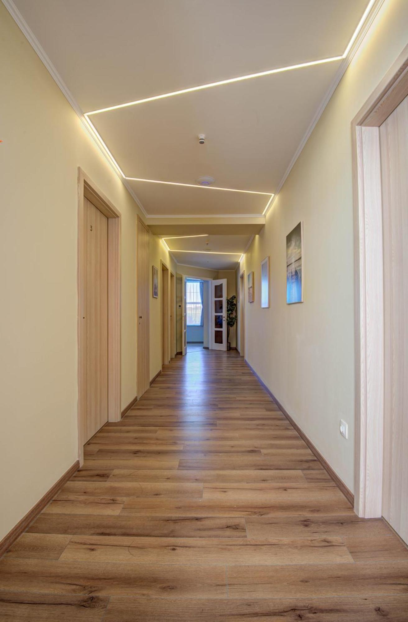 Palmy Apartmanhouse Maglod Buitenkant foto
