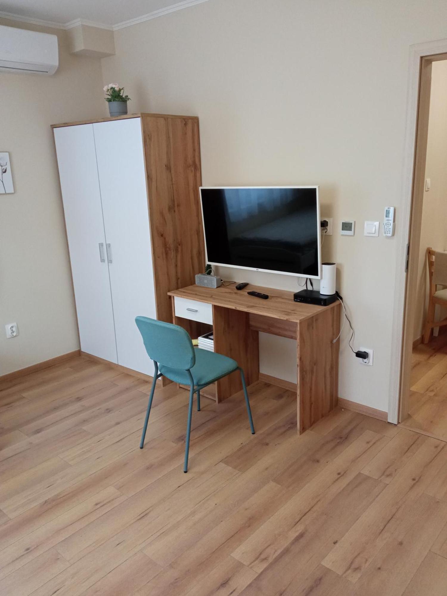 Palmy Apartmanhouse Maglod Buitenkant foto