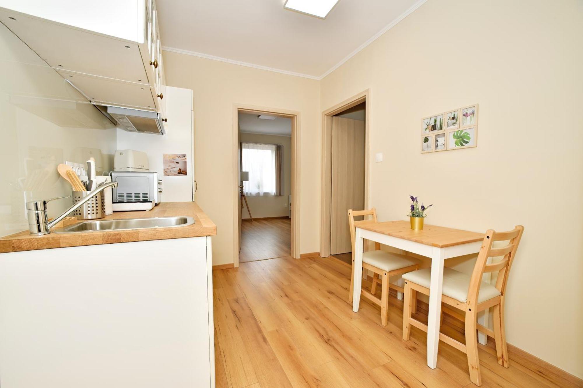 Palmy Apartmanhouse Maglod Buitenkant foto