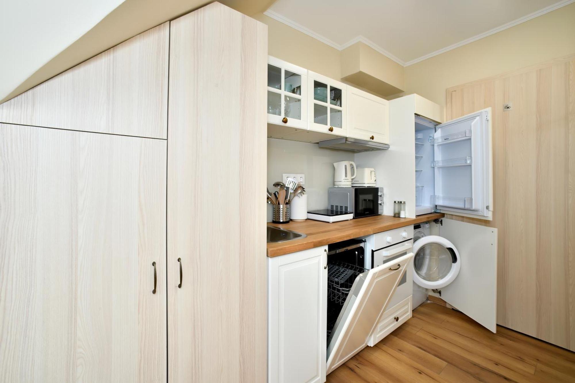 Palmy Apartmanhouse Maglod Buitenkant foto