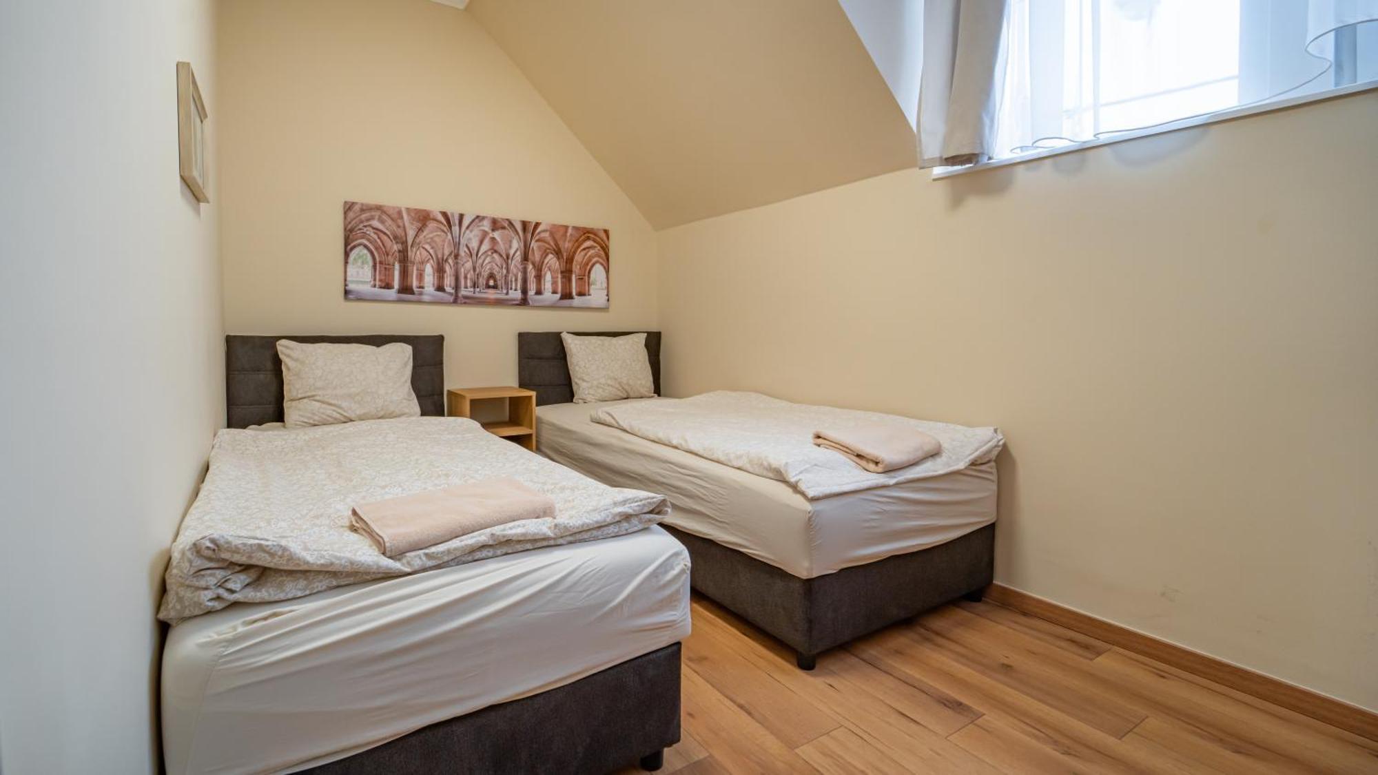 Palmy Apartmanhouse Maglod Buitenkant foto